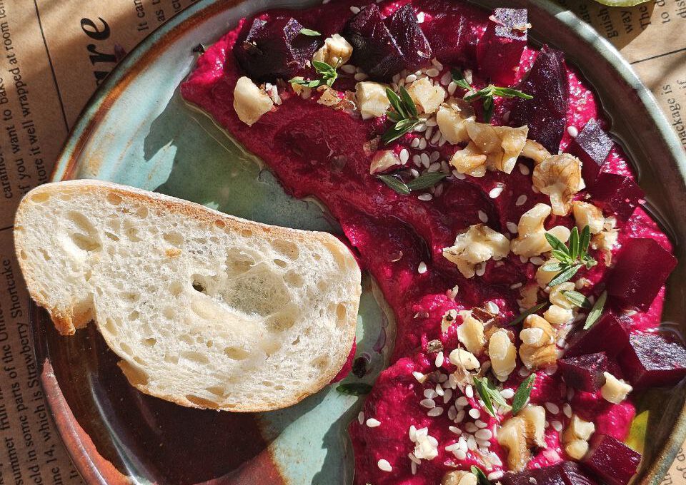 Rote Bete Hummus – Der Ultimative Power-Dip