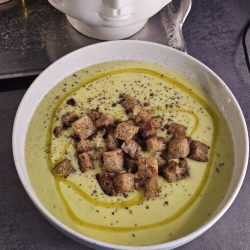 Unwiderstehlich cremig: Das beste Kartoffelsuppen-Rezept