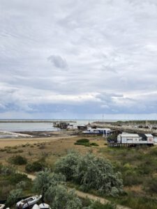 Strandpromenade in Pescara mit Blick auf das Mee