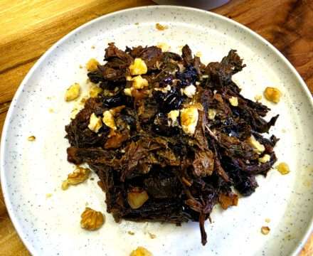 Aveluk-Salat mit Walnüssen und Cranberries – armenisches Rezept